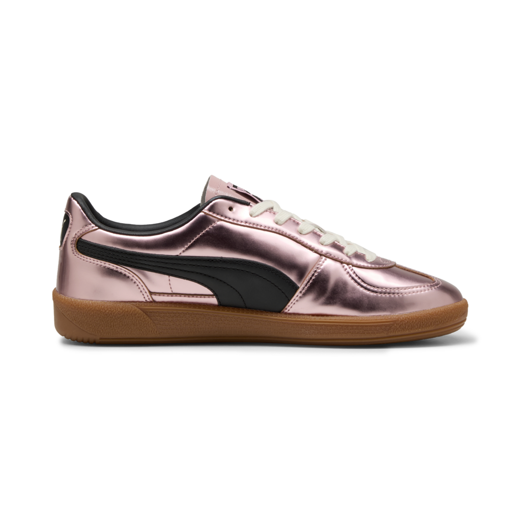 lato interno della sneaker puma palermo x Palermo FC rosa metallizzato