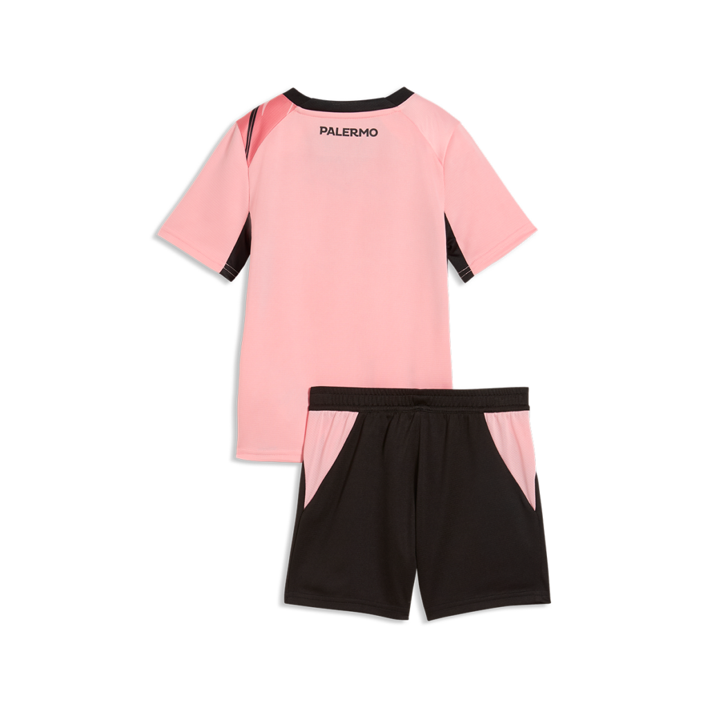 vista posteriore del mini kit gara home Palermo FC 2025/26 bambino composto da maglia rosa e pantaloncini neri