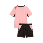 vista posteriore del mini kit gara home Palermo FC 2025/26 bambino composto da maglia rosa e pantaloncini neri