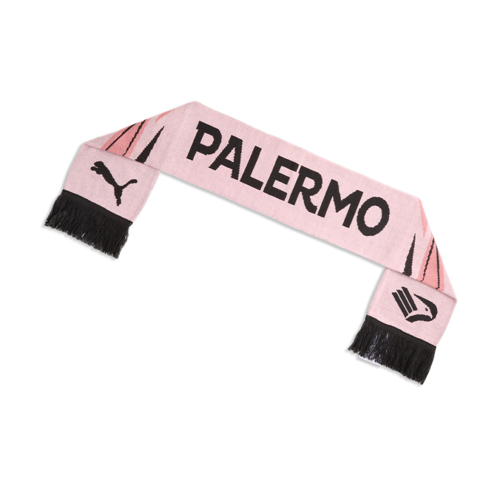 Vista posteriore della sciarpa Palermo FC 2026/27 rosa con dettagli rosa, scritta Palermo e loghi Palermo e Puma neri