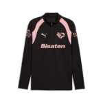 Felpa nera allenamento Staff Palermo FC 2026-27, con mezza zip. Logo Puma e Palermo, sponsor Bisaten nella parte frontale, sponsor Santa Croce sulle maniche.