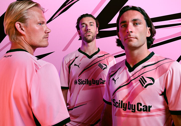 I giocatori del Palermo FC Pohjanpalo, Bani e Segre indossano la maglia gara home 2026/27 con loghi Palermo, Puma e Sicily by Car