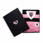 Maglia retro stagione 1979-80 all'interno della box nera